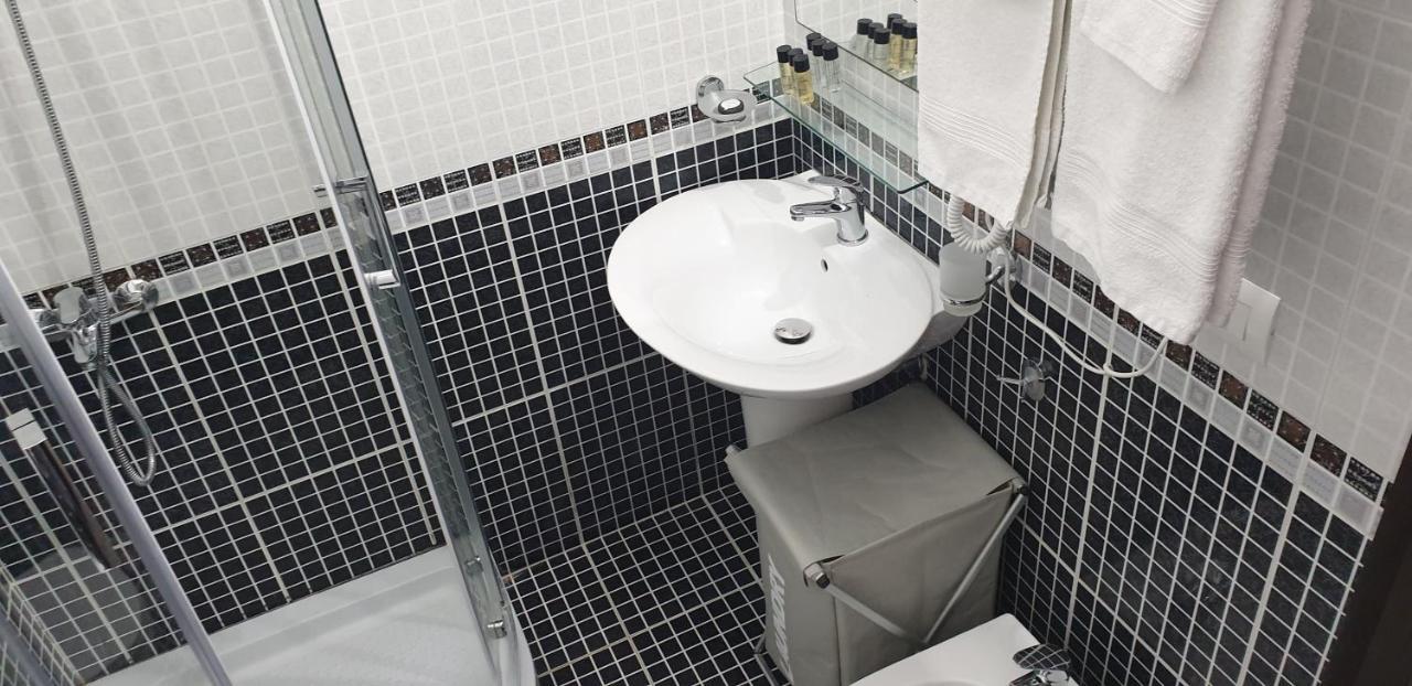 Comfort Apartments Fier Zewnętrze zdjęcie