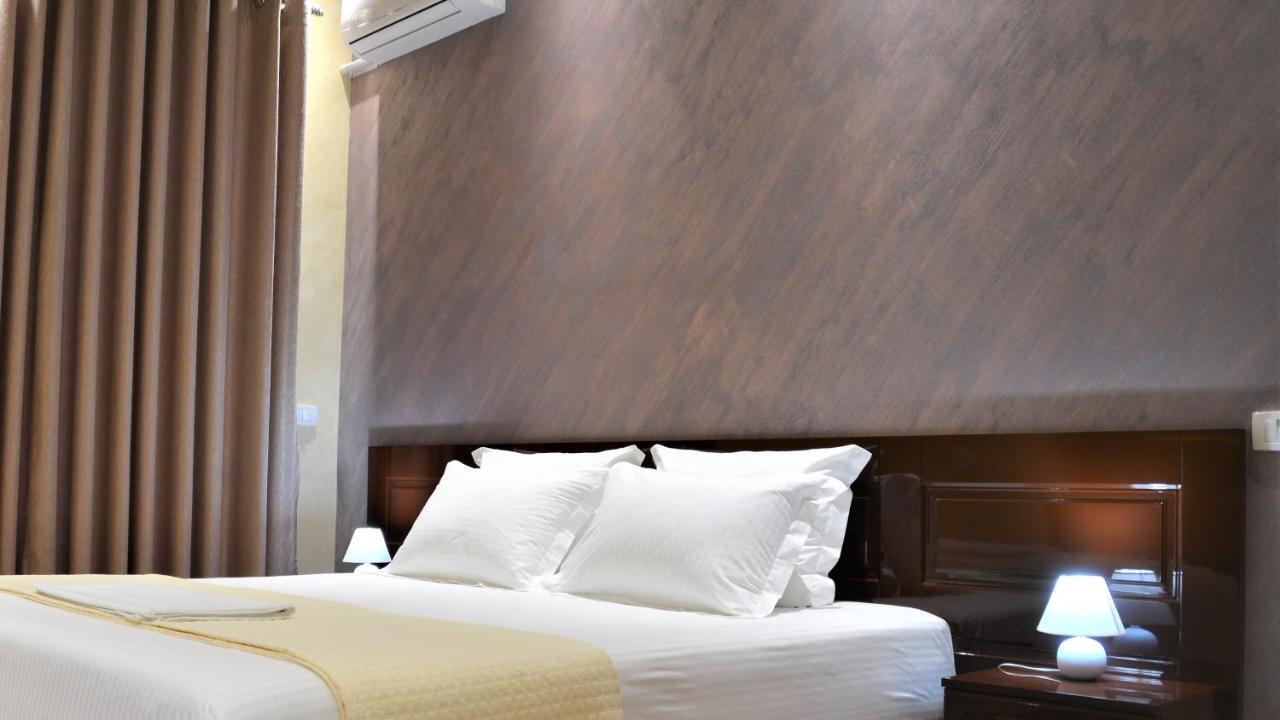 Comfort Apartments Fier Zewnętrze zdjęcie